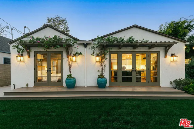 $2,595,000 | 910 Masselin Avenue, Los Angeles, CA 90036