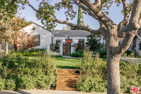 $2,595,000 | 910 Masselin Avenue, Los Angeles, CA 90036