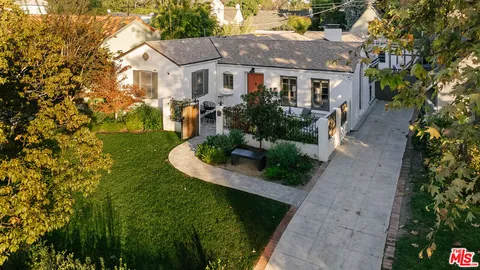 $2,595,000 | 910 Masselin Avenue, Los Angeles, CA 90036