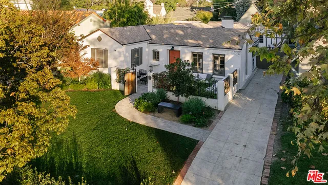 $2,595,000 | 910 Masselin Avenue, Los Angeles, CA 90036
