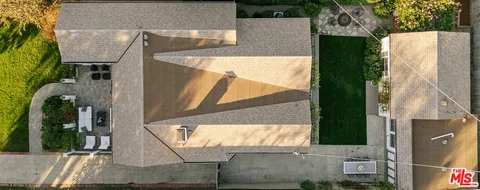 $2,595,000 | 910 Masselin Avenue, Los Angeles, CA 90036