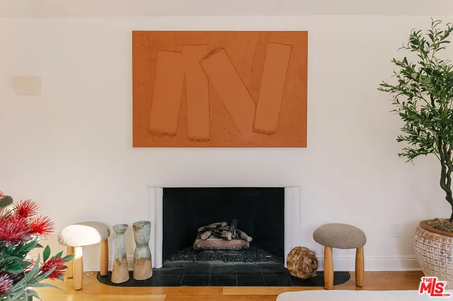 $2,595,000 | 910 Masselin Avenue, Los Angeles, CA 90036