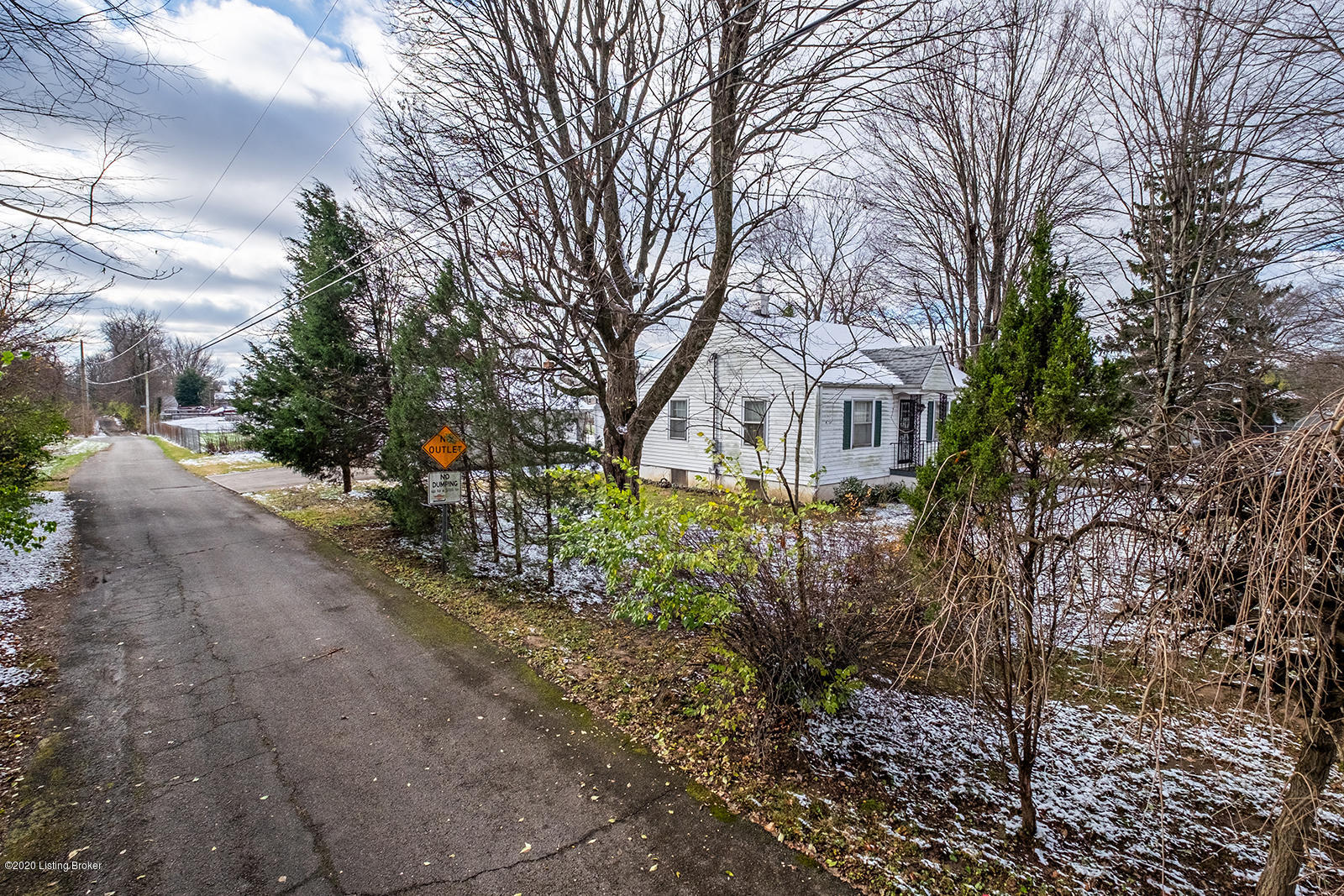 9232 Fairground Road Louisville, KY 40291 - Photo 43 of 76 20201201_1395