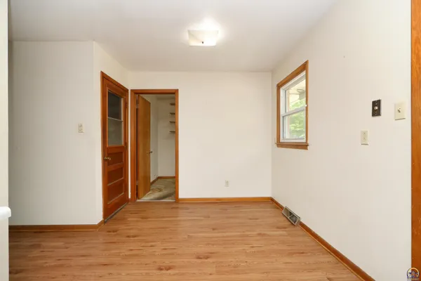 $190,000 | 1757 Vaughn Drive, Manhattan, KS 66502