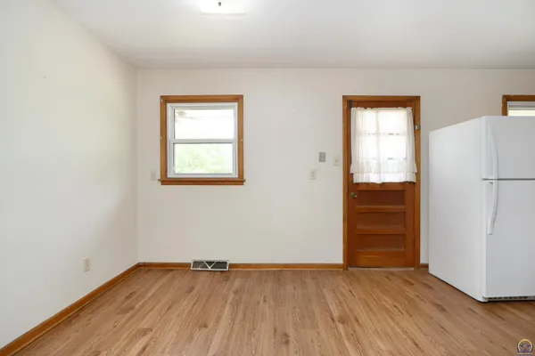 $190,000 | 1757 Vaughn Drive, Manhattan, KS 66502