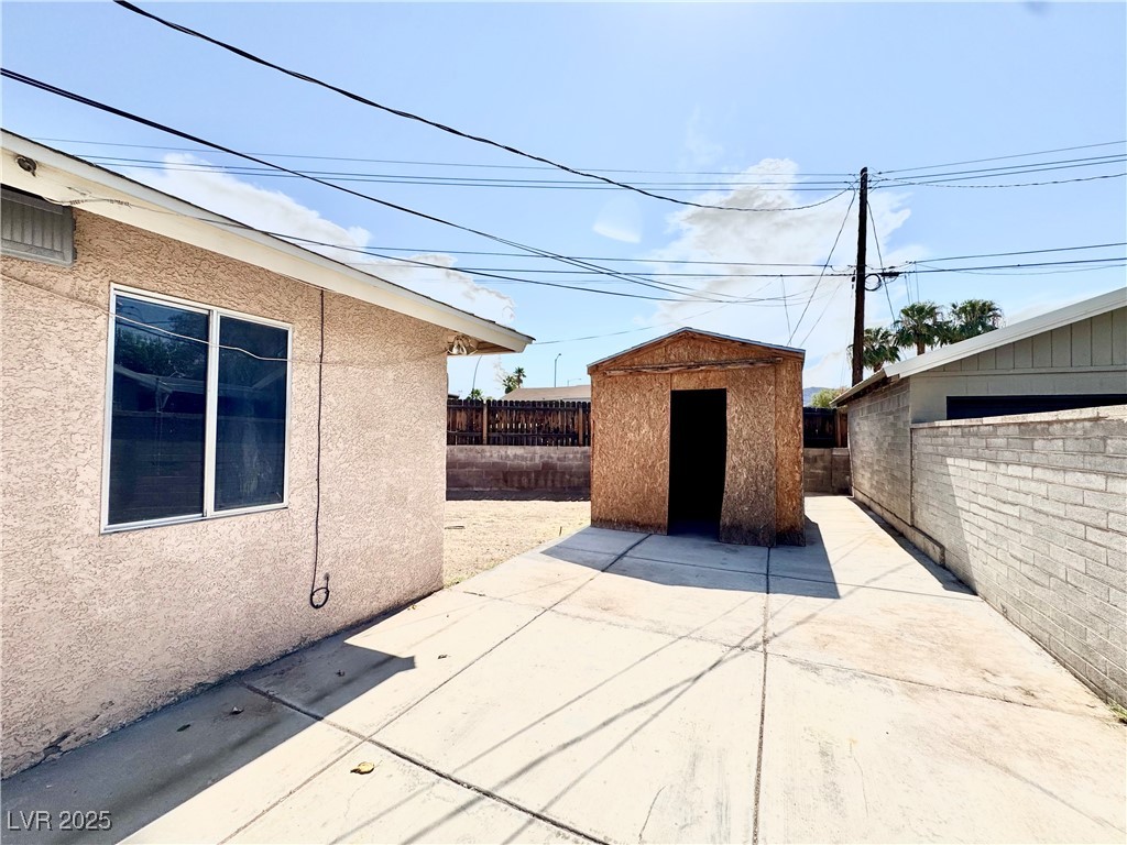 632 National Street Henderson, NV 89015 - Photo 13 of 38