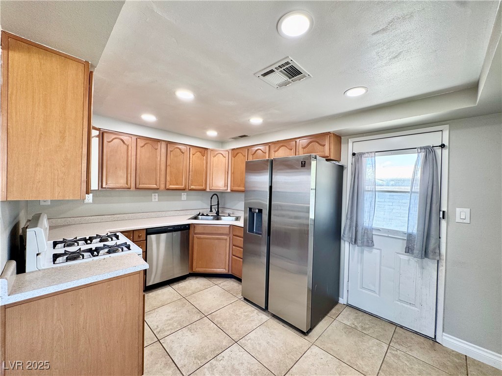 632 National Street Henderson, NV 89015 - Photo 14 of 38