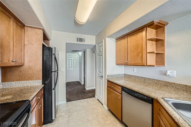 $1,100 | 4400 South Jones Boulevard, Unit 2007, Las Vegas, NV 89103