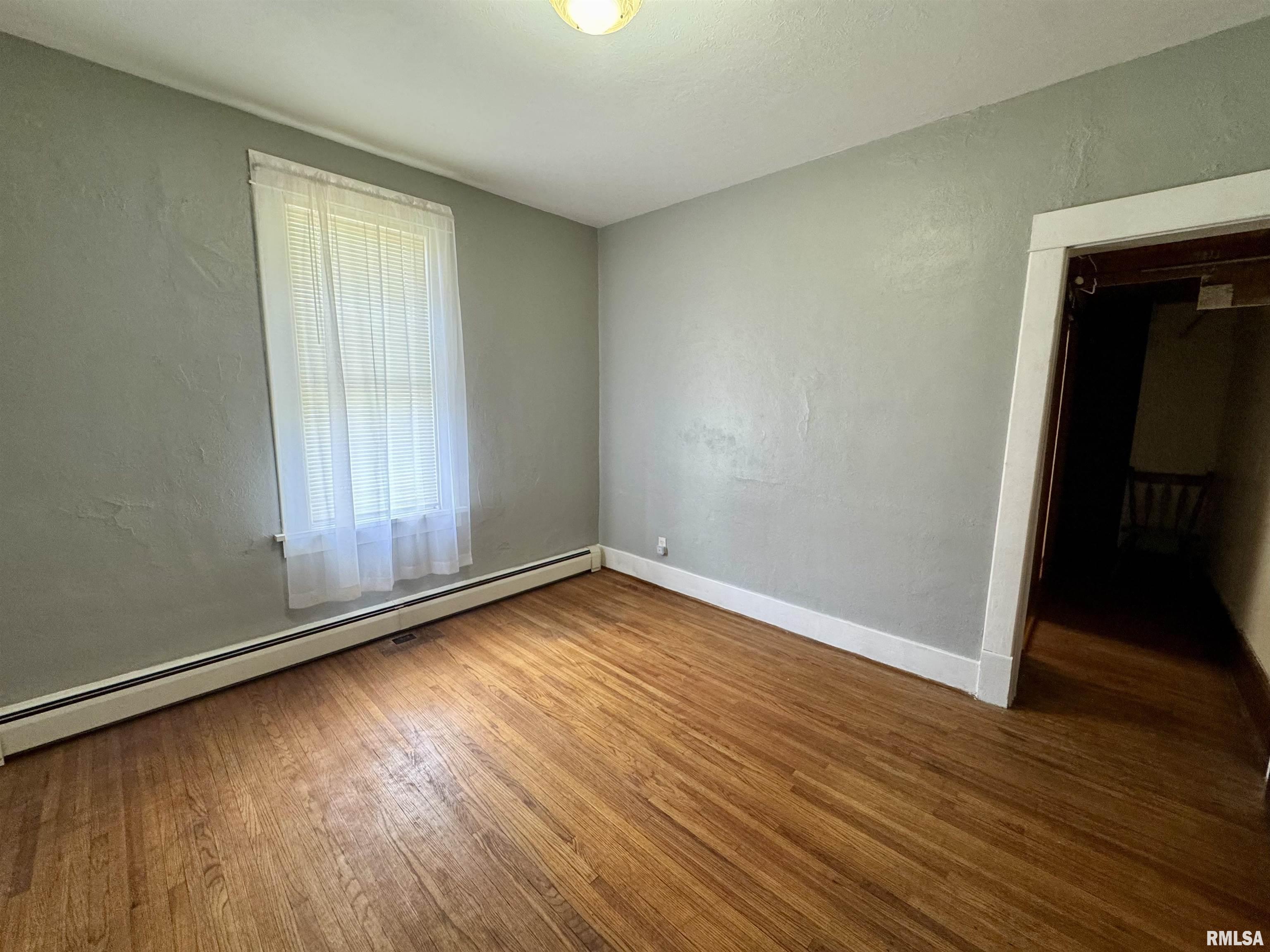 699 Baxter Court Canton, IL 61520 - Photo 12 of 35