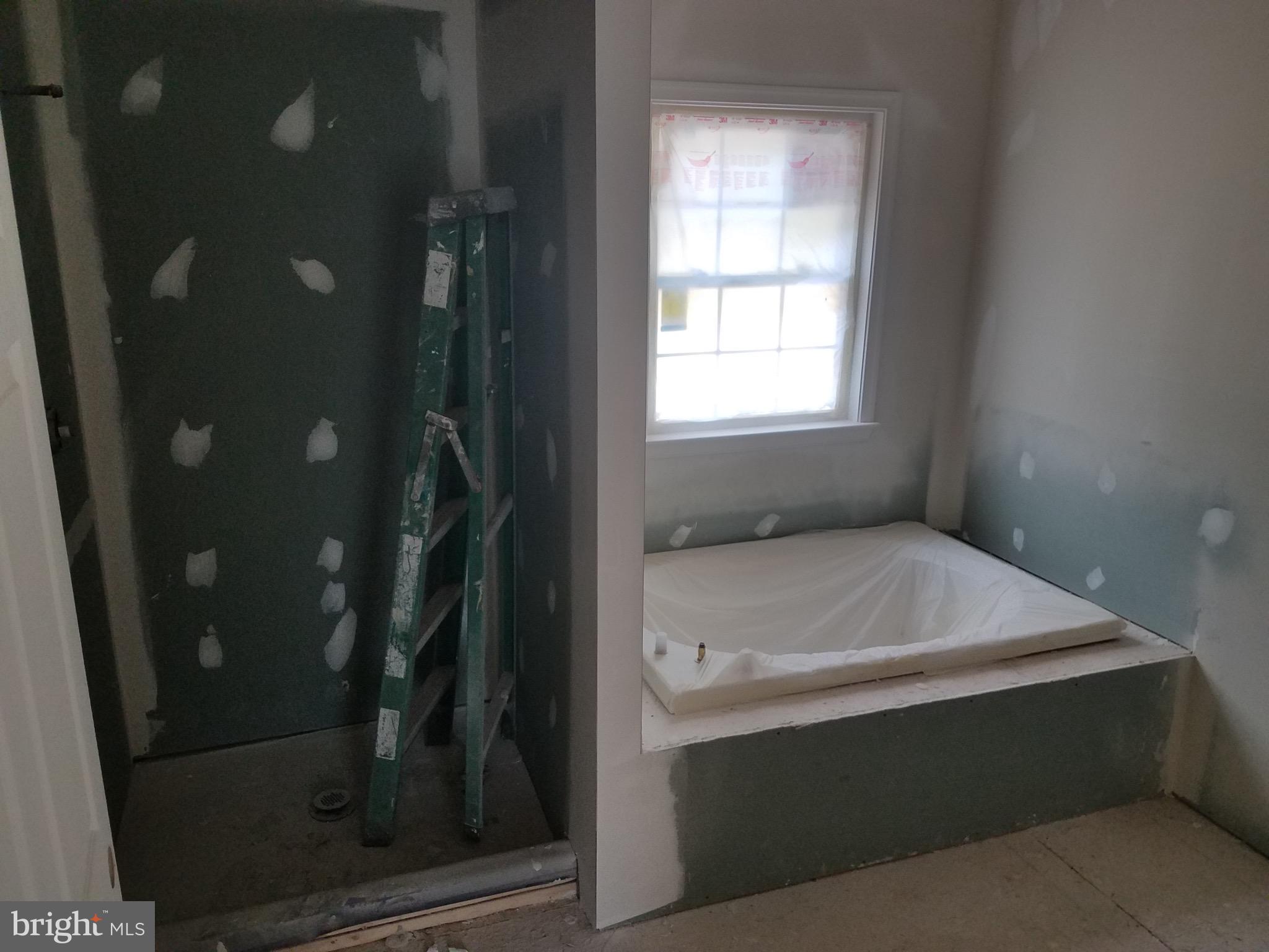 363 Tacketts Mill Road Stafford, VA 22556 - Photo 4 of 7 Bath (Master) As of 08/28/17