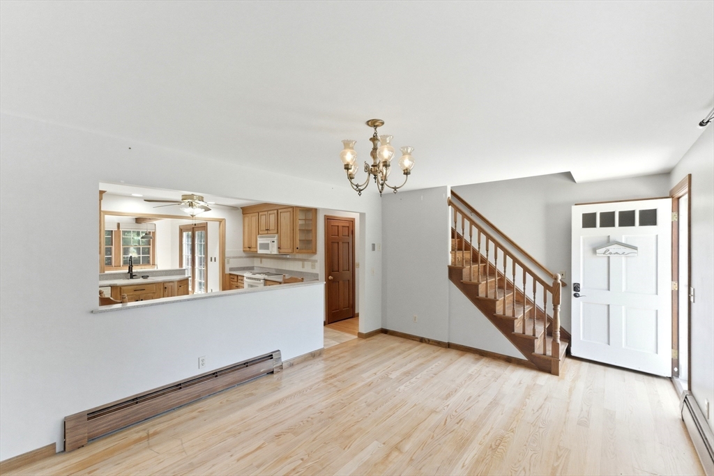 474 Orchard Street Raynham, MA 02767 - Photo 8 of 38