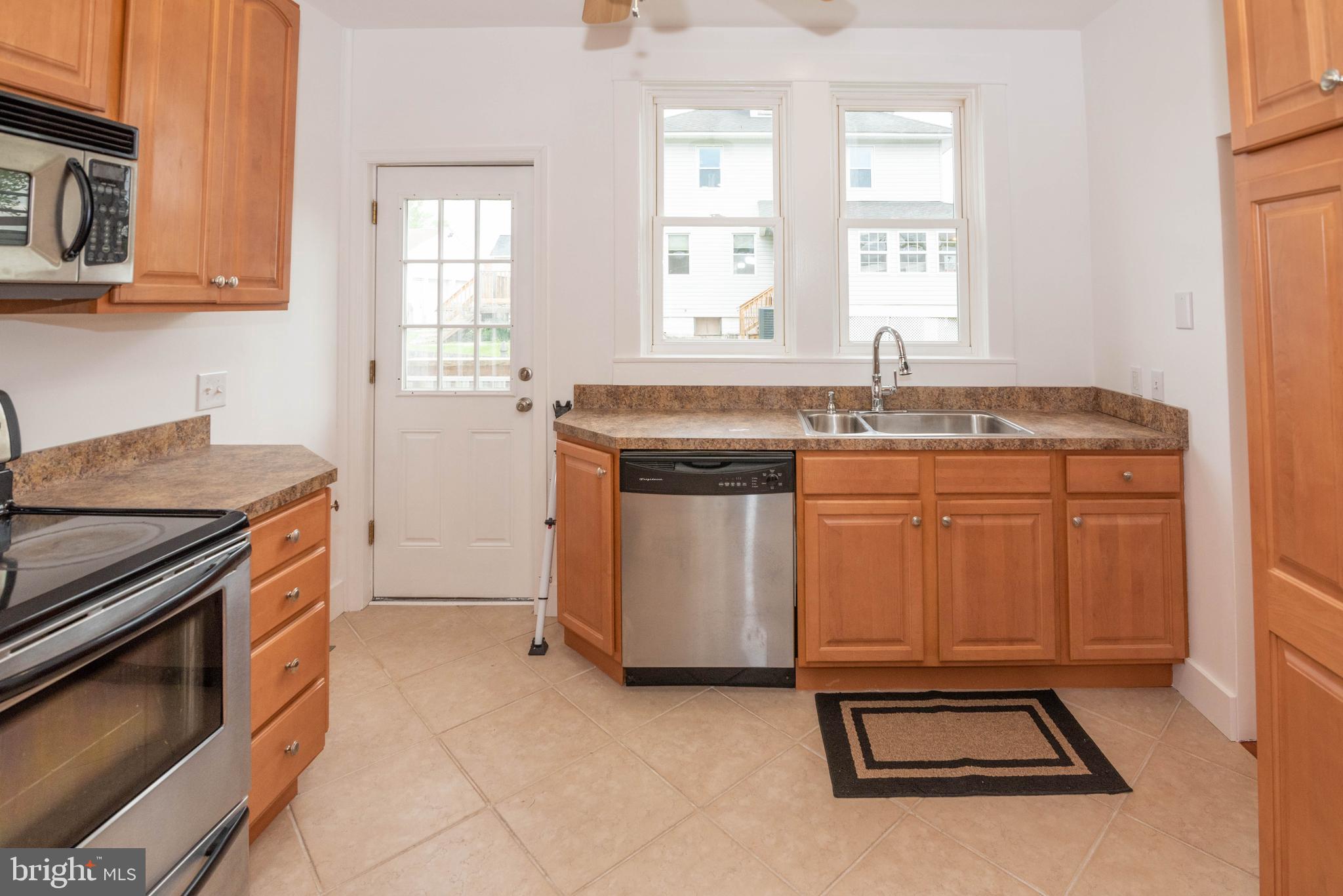 506 Middle River Road Middle River, MD 21220 - Photo 7 of 30
