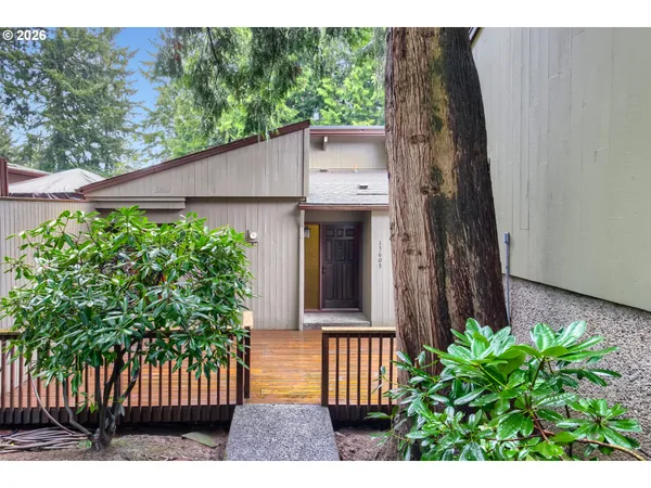 $380,000 | 13603 Northeast Regents Drive, Vancouver, WA 98682