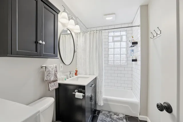 $775,000 | 1997 Laurel Avenue, St. Paul, MN 55104