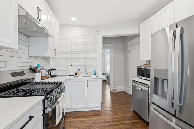 $775,000 | 1997 Laurel Avenue, St. Paul, MN 55104