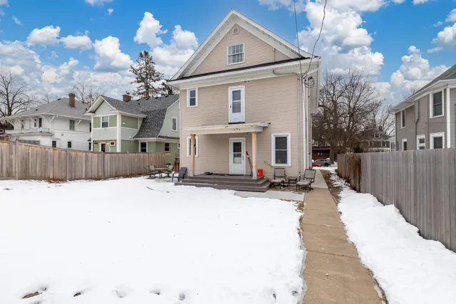 $775,000 | 1997 Laurel Avenue, St. Paul, MN 55104