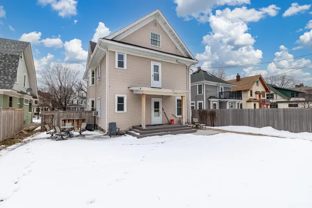 $775,000 | 1997 Laurel Avenue, St. Paul, MN 55104