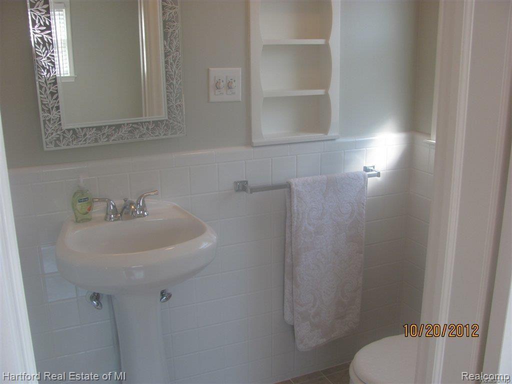 4975 Inkster Road Bloomfield Hills, MI 48302 - Photo 6 of 14