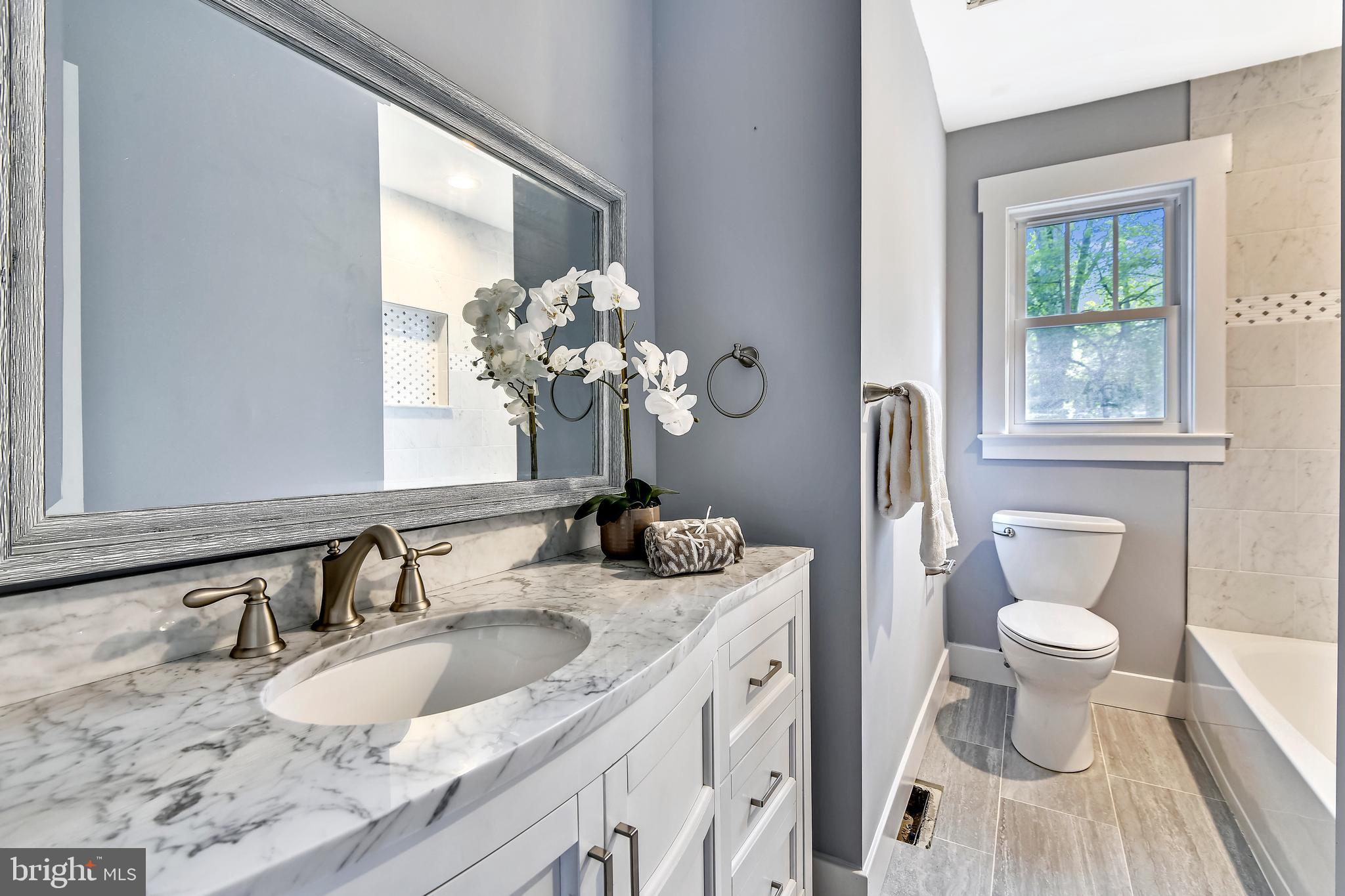 714 Dill Road Severna Park, MD 21146 - Photo 32 of 59 Hall Bathroom