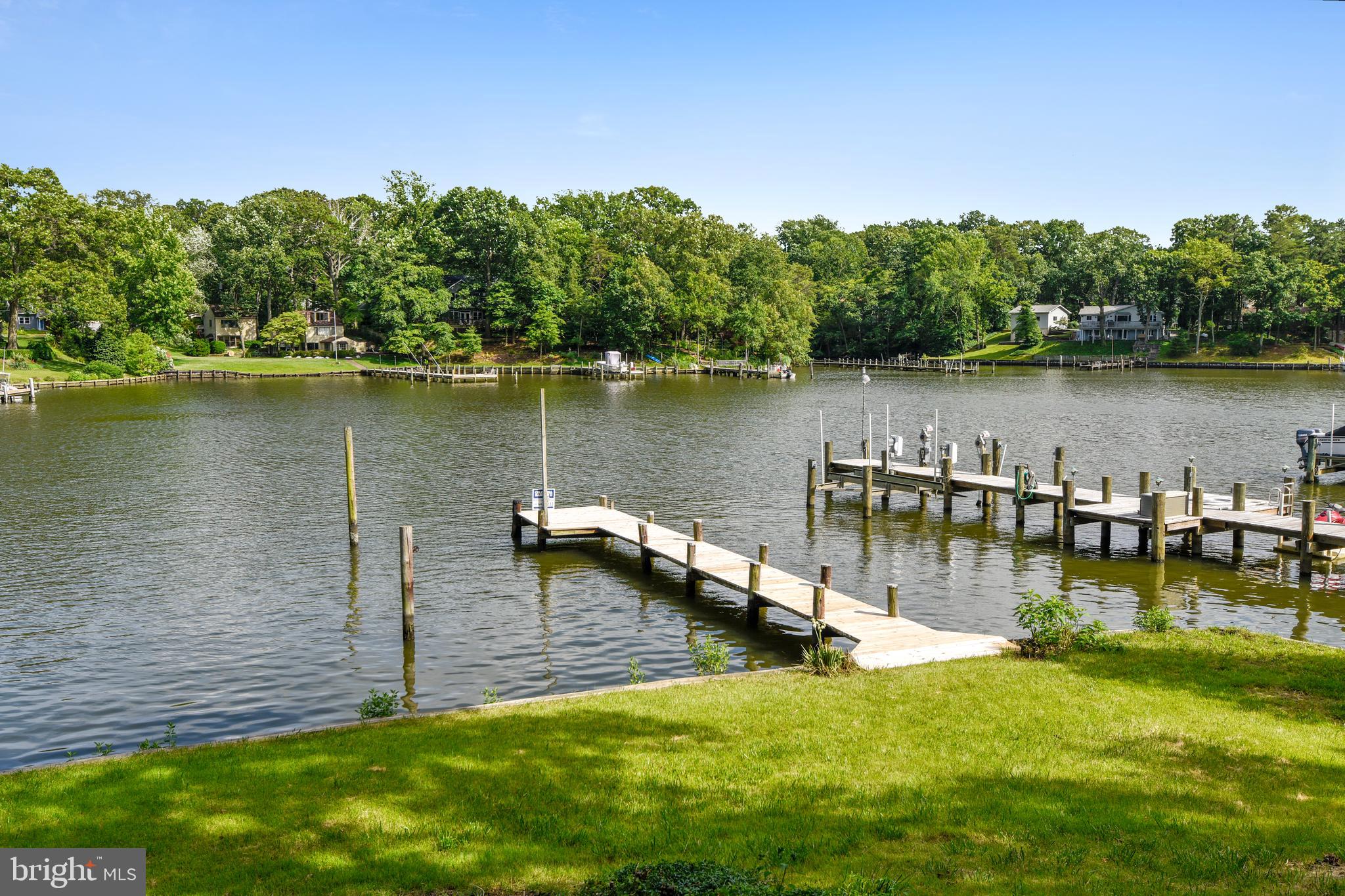 714 Dill Road Severna Park, MD 21146 - Photo 7 of 59 Gradual slope to the dock to go boating