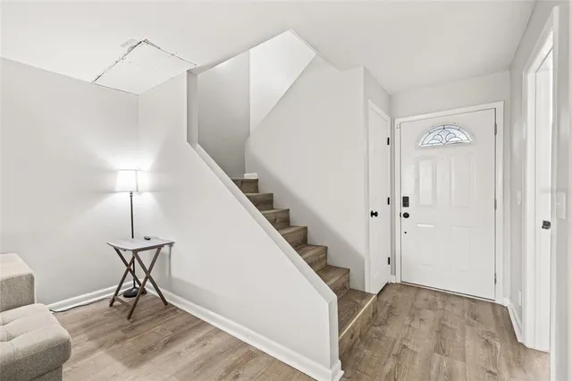 $2,500 | 3267 39th Street South, Unit B, St. Petersburg, FL 33711