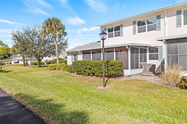 $2,500 | 3267 39th Street South, Unit B, St. Petersburg, FL 33711