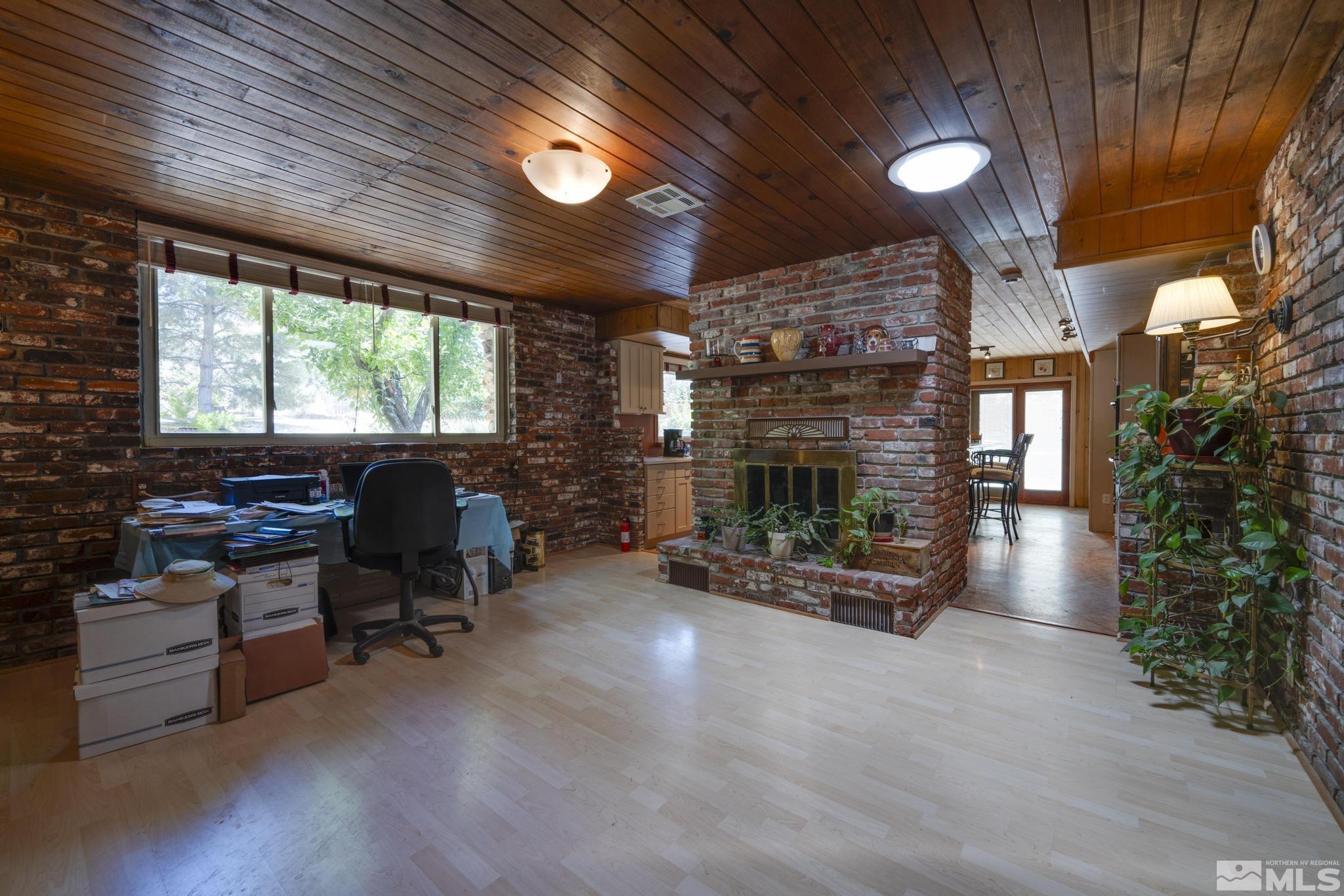 1720 Moon Lane Reno, NV 89521 - Photo 10 of 40 Photo 10