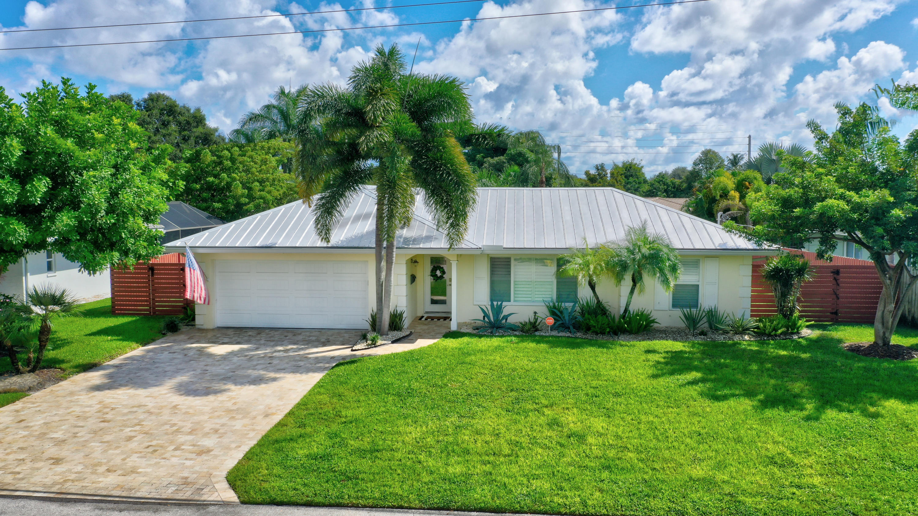 336 Northwest 11th Avenue Boca Raton, FL 33486 - Photo 1 of 43 FRONT