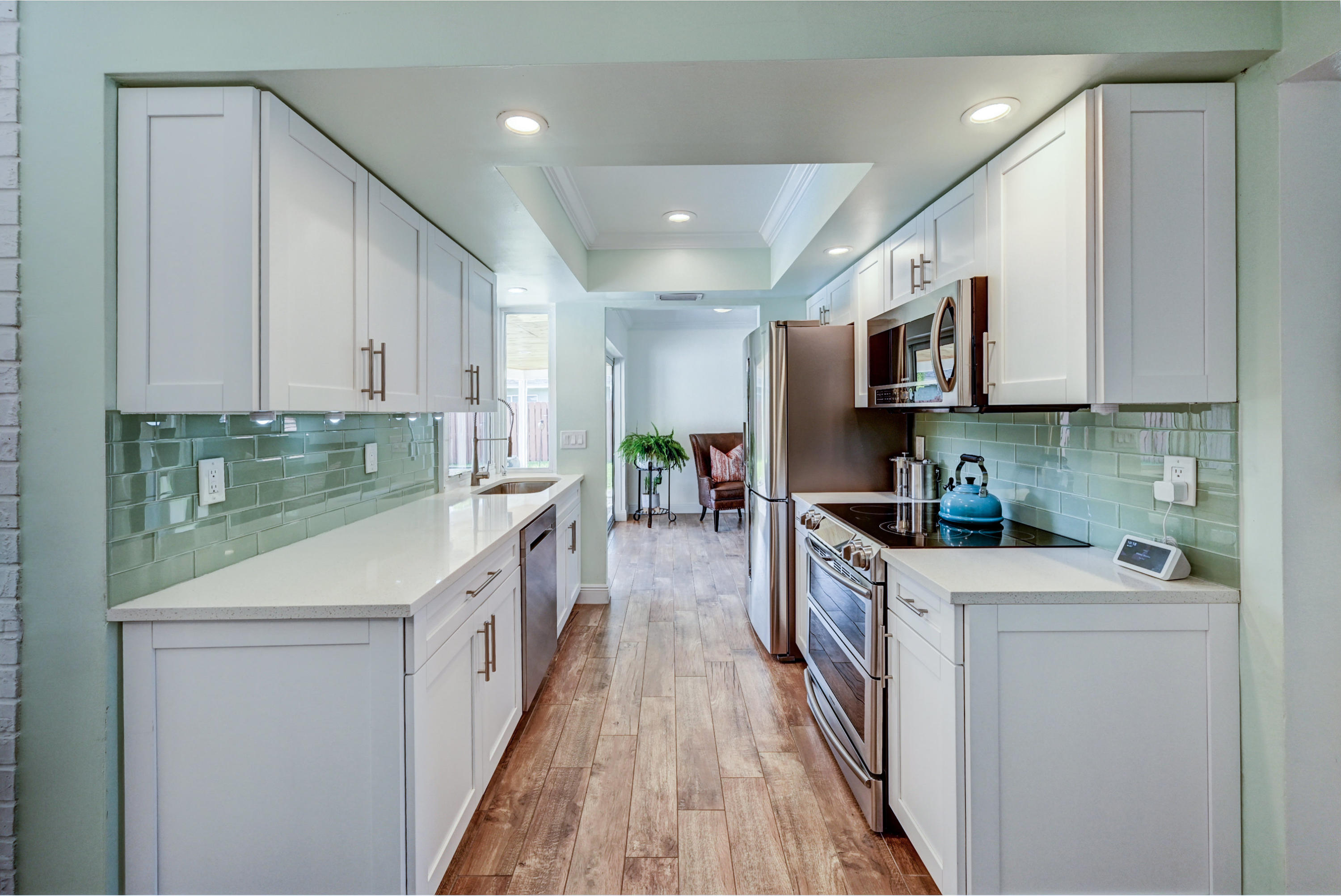 336 Northwest 11th Avenue Boca Raton, FL 33486 - Photo 9 of 43 KITCHEN