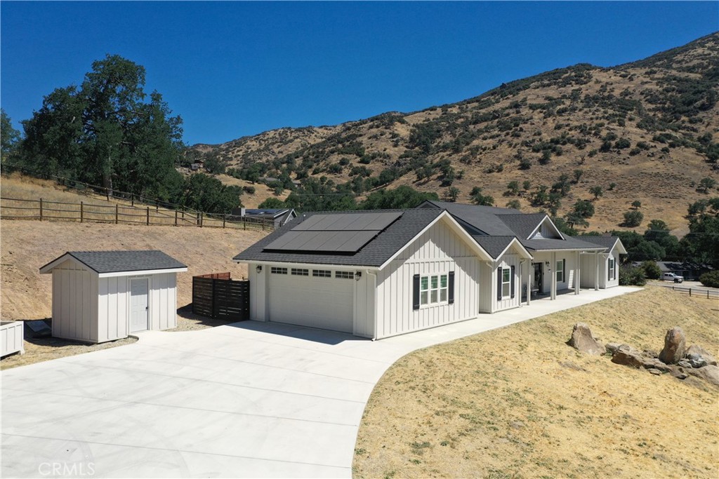 25904 Bear Valley Road Tehachapi, CA 93561 - Photo 4 of 66