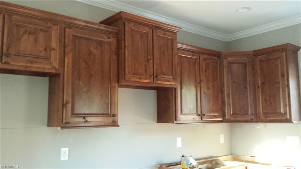 299 Washburn Road Madison, NC 27025 - Photo 7 of 18 Gallery Image 7