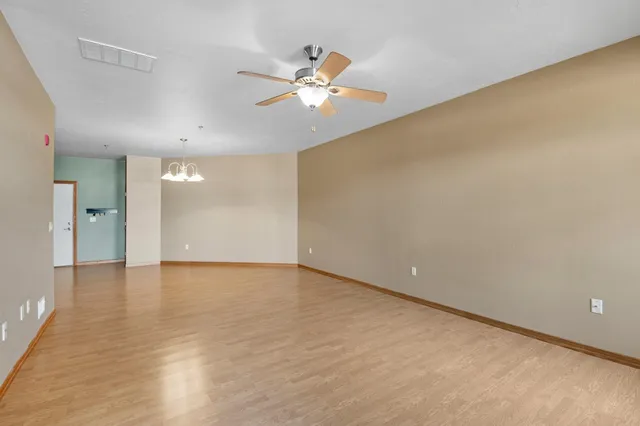 $234,900 | 555 Main Avenue, Unit 113, De Pere, WI 54115