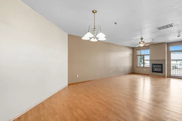 $234,900 | 555 Main Avenue, Unit 113, De Pere, WI 54115