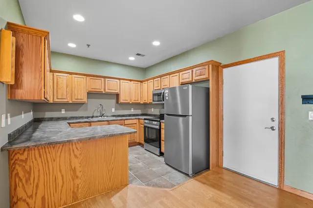 $234,900 | 555 Main Avenue, Unit 113, De Pere, WI 54115