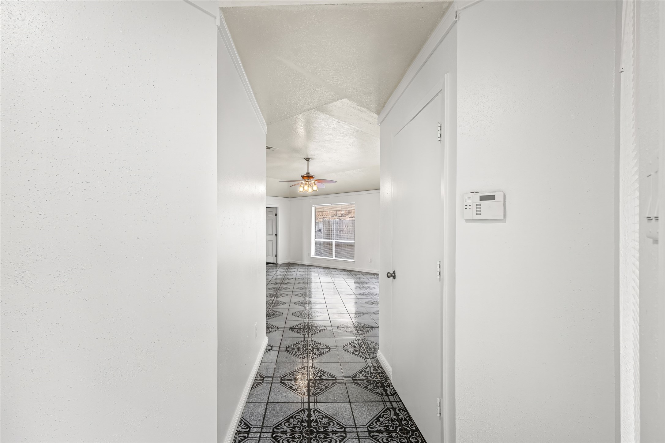 7226 Ridgeberry Drive Houston, TX 77095 - Photo 30 of 31 a view of a hallway
