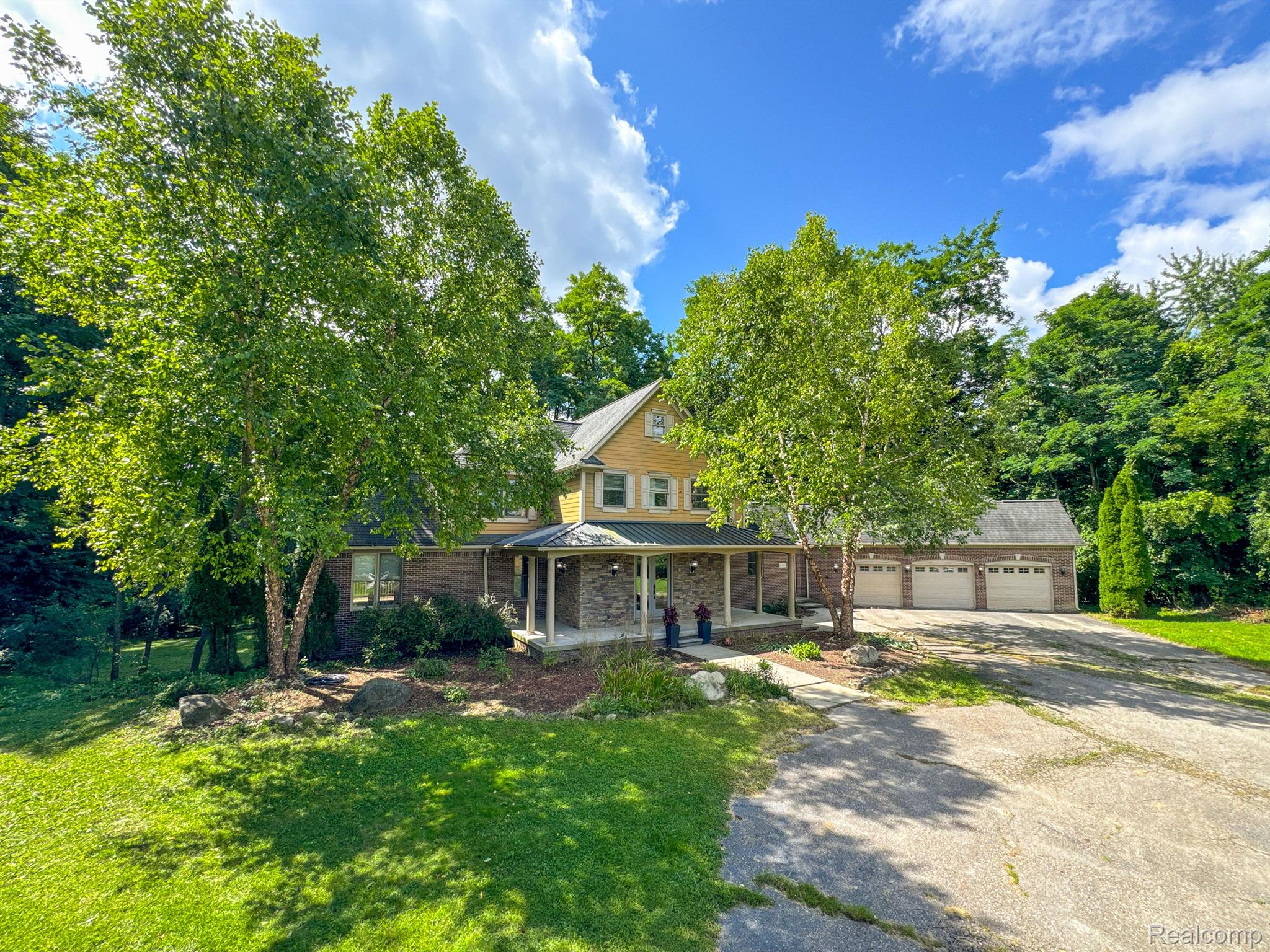 8221 Foster Road Clarkston, MI 48346 - Photo 6 of 62 Gallery Image 6