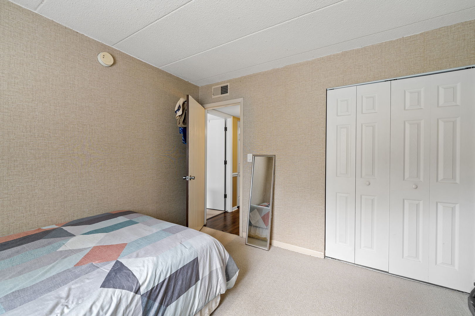 513 Timber Ridge Drive, Unit 208 Carol Stream, IL 60188 - Photo 13 of 20