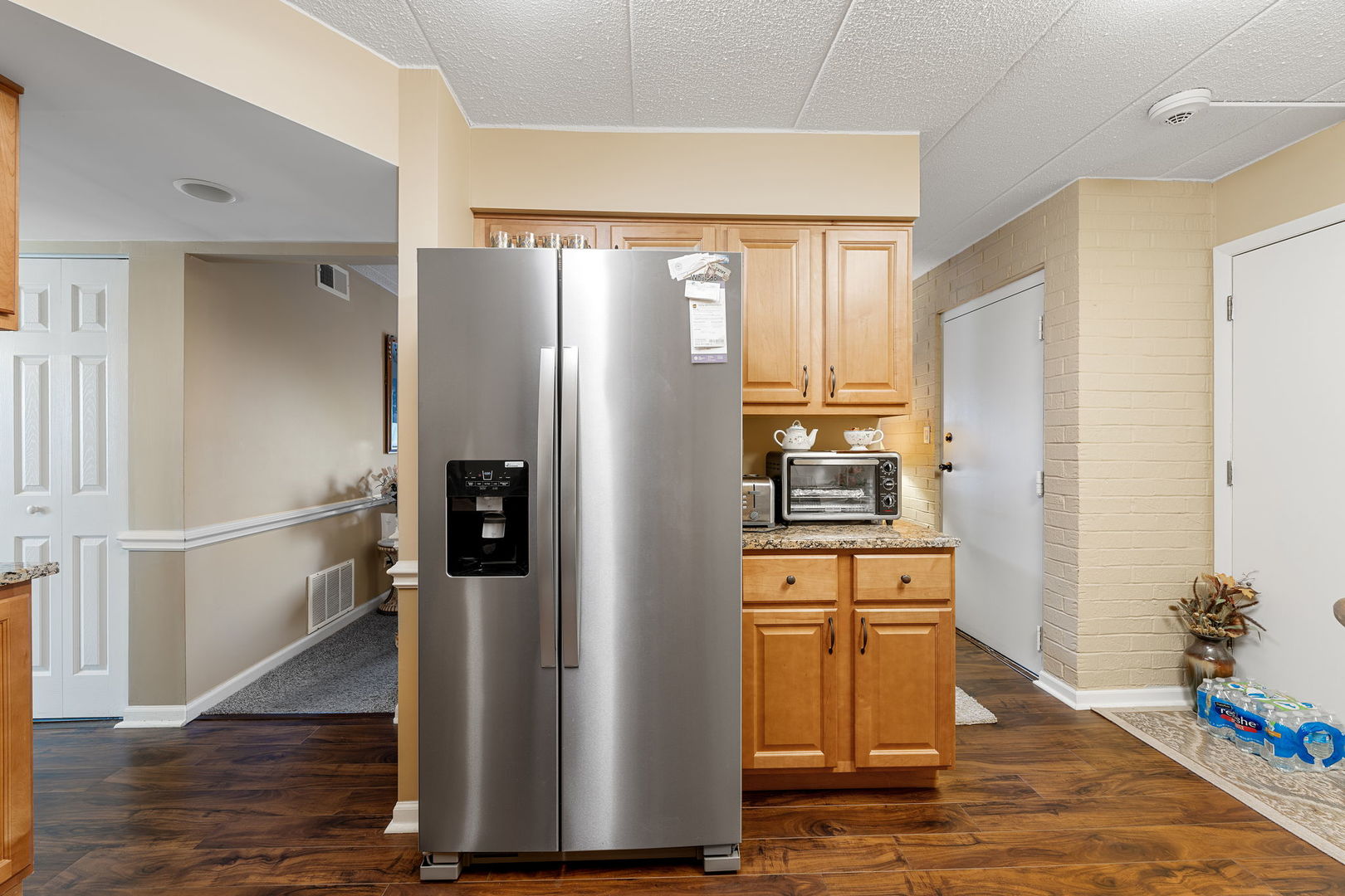 513 Timber Ridge Drive, Unit 208 Carol Stream, IL 60188 - Photo 6 of 20
