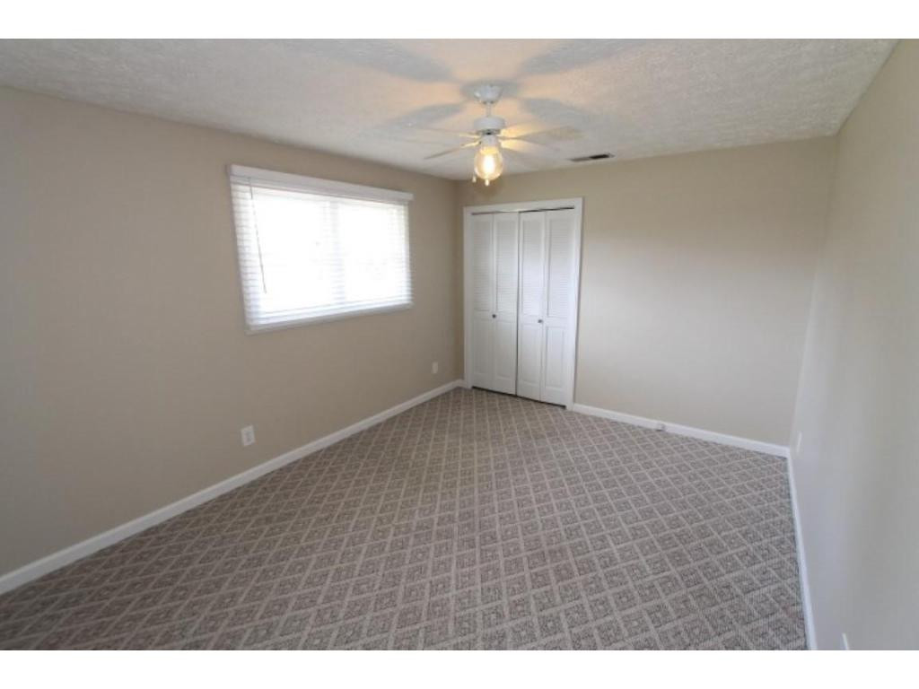 513 Ridgefields Road Kingsport, TN 37660 - Photo 10 of 23 Photo 11