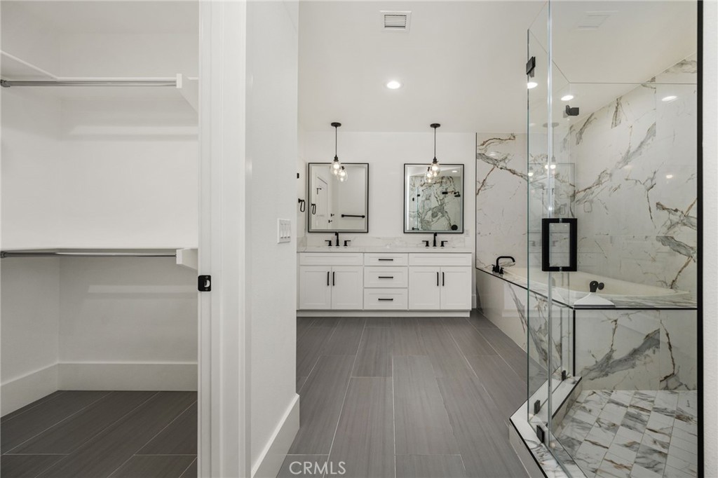 402 Rockefeller, Unit 315 Irvine, CA 92612 - Photo 26 of 47 Gallery Image 26