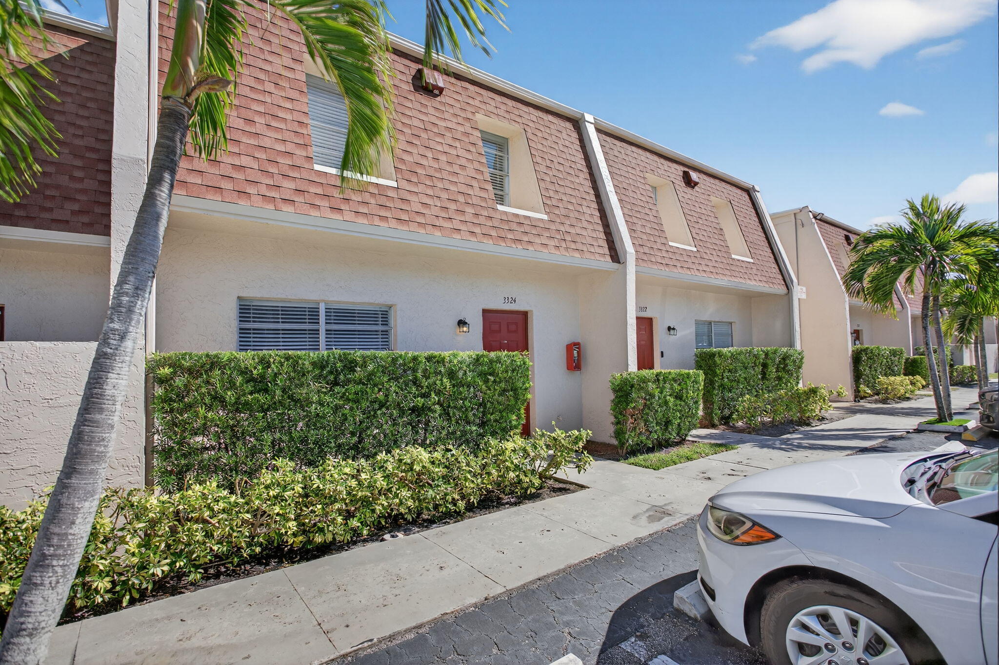 3324 Quail Close, Unit 7 Pompano Beach, FL 33064 - Photo 3 of 54 2-web-or-mls-3324-2501