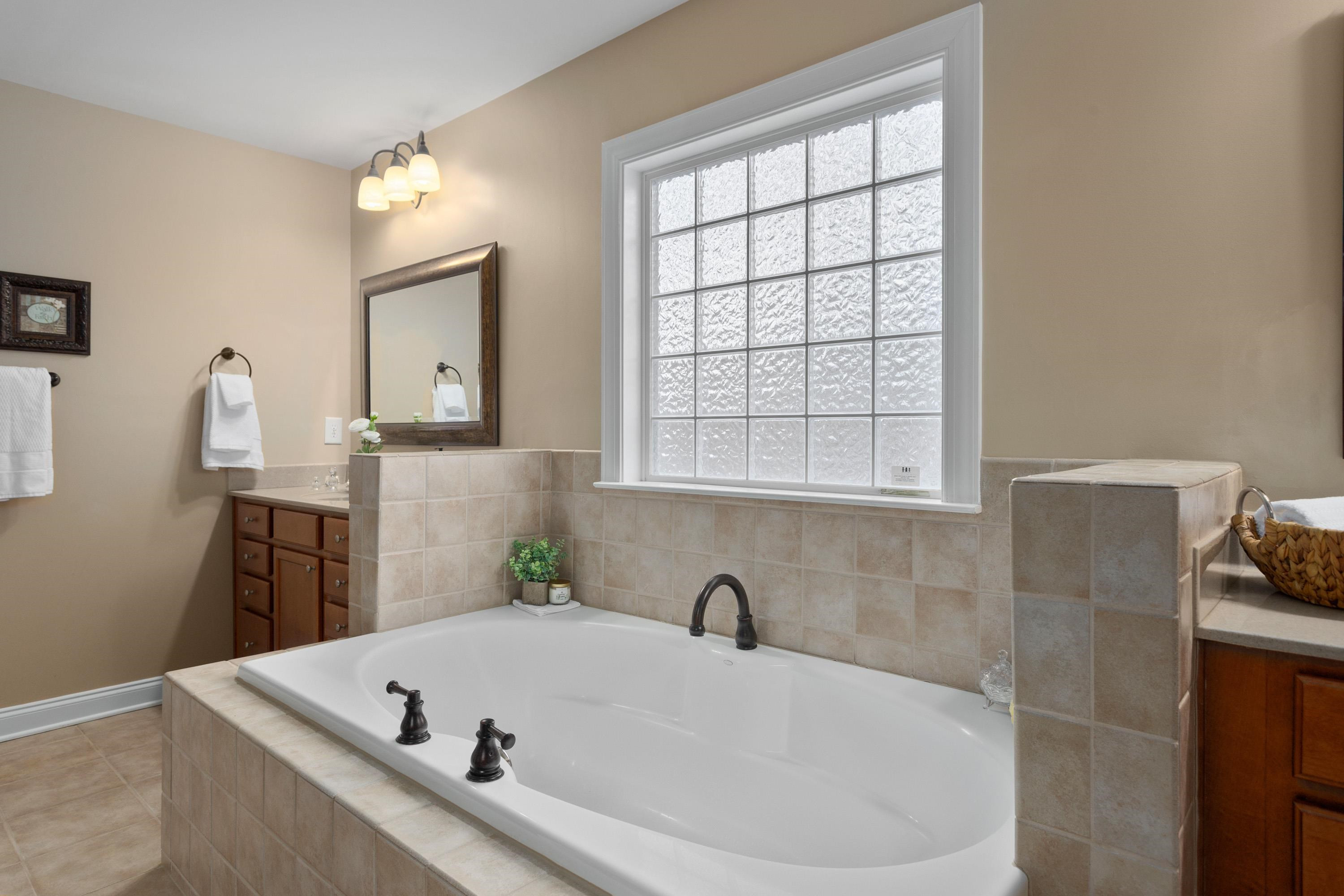13016 Saxon Way Raleigh, NC 27613 - Photo 25 of 49 Photo 25