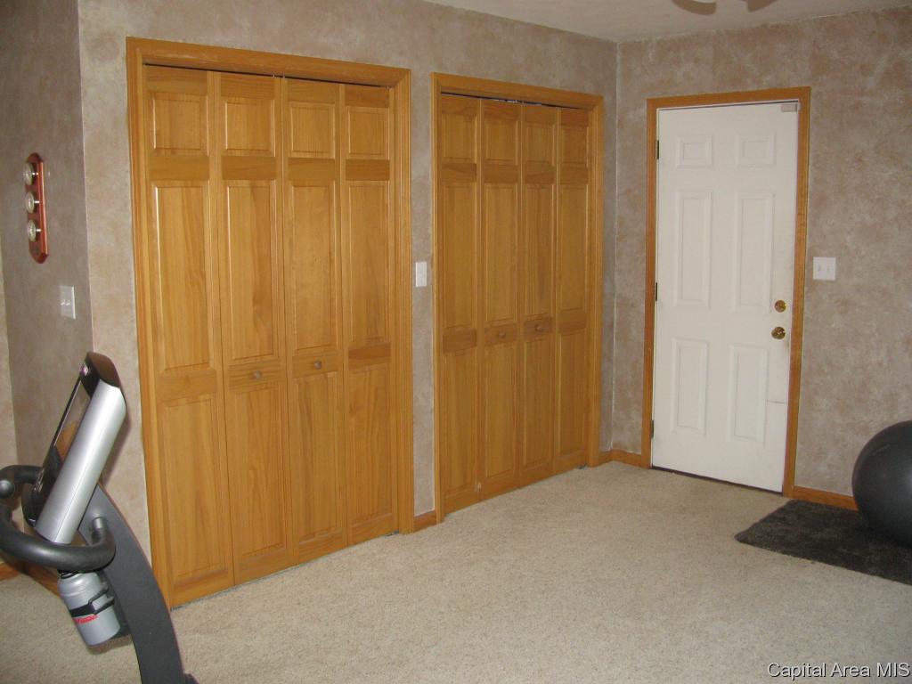 16 Spring Street Riverton, IL 62561 - Photo 19 of 28 Gallery Image 19