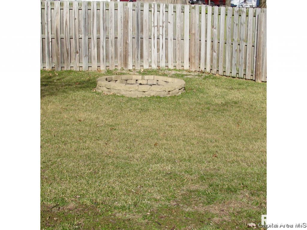 16 Spring Street Riverton, IL 62561 - Photo 26 of 28 Gallery Image 26
