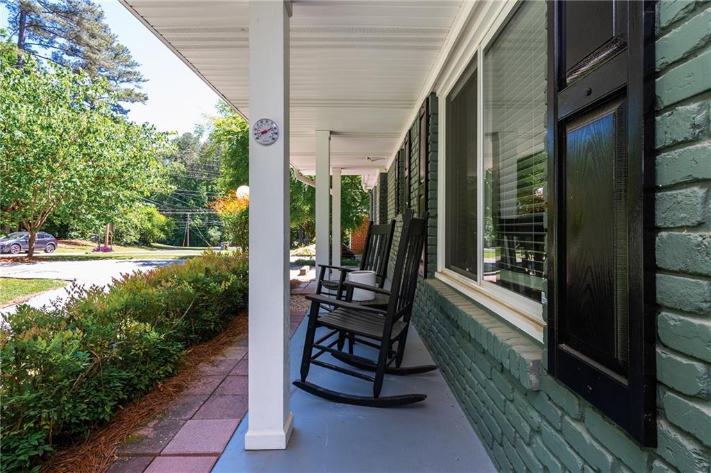 2558 Woodacres Road Northeast Atlanta, GA 30345 - Photo 5 of 37