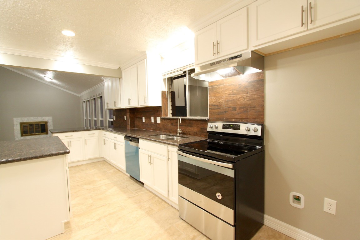 16807 Gaelic Lane Houston, TX 77084 - Photo 8 of 18