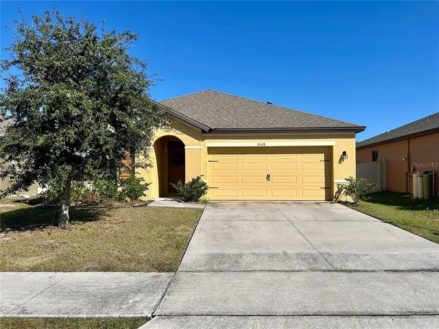 $2,200 | 3528 Loggerhead Lane, Mims, FL 32754