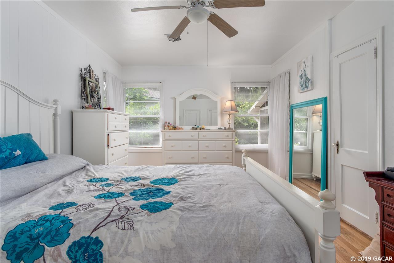 501 Southwest 28 Street Gainesville, FL 32607 - Photo 11 of 25