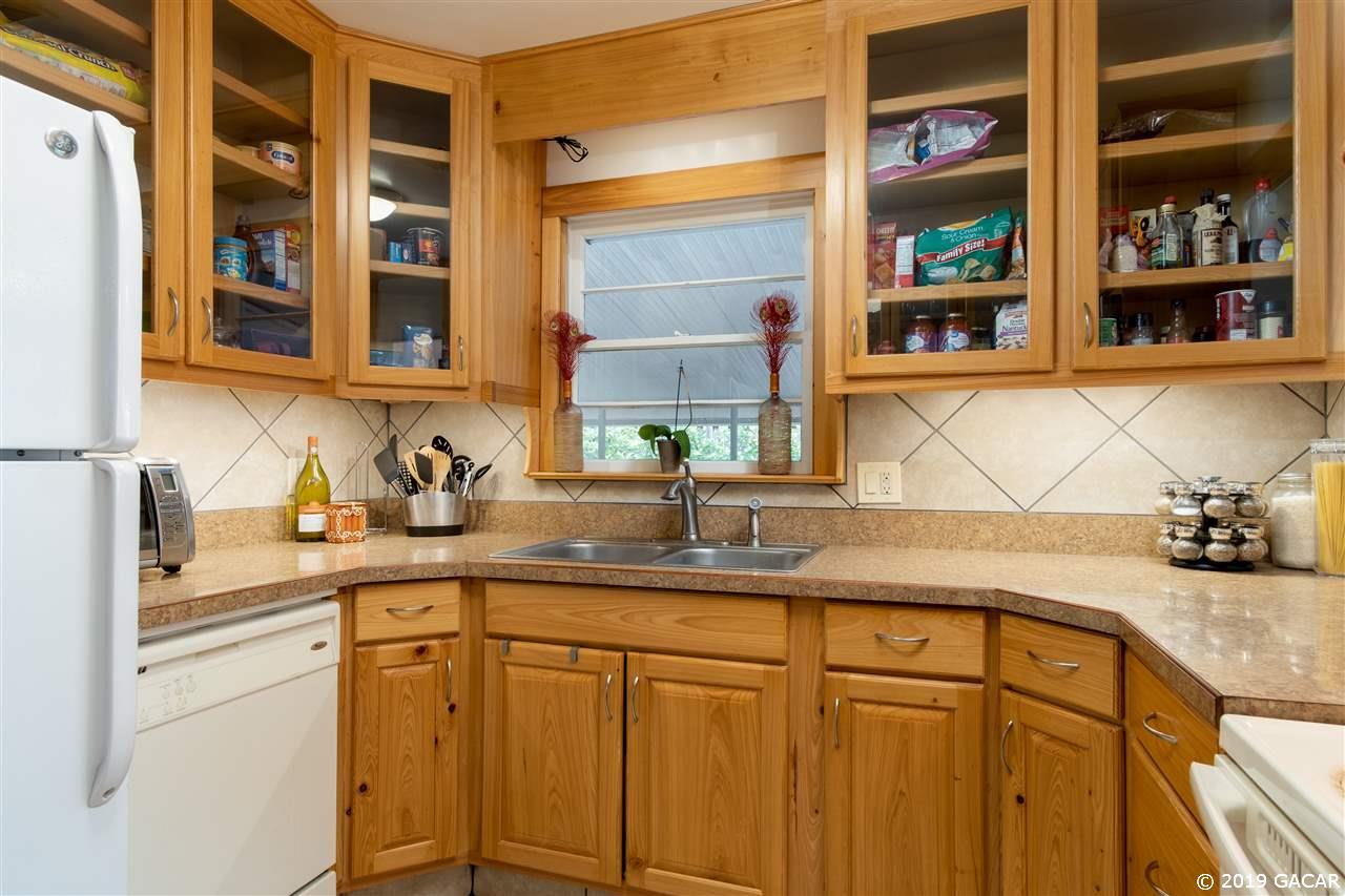 501 Southwest 28 Street Gainesville, FL 32607 - Photo 6 of 25