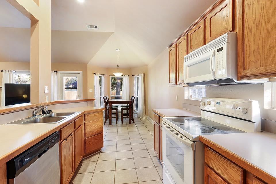 70214 7th Street Covington, LA 70433 - Photo 5 of 12 Gallery Image 5